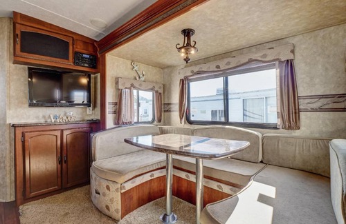 Rogers Bay Resort | Resort ∙ 1 bedroom ∙ 5 guests