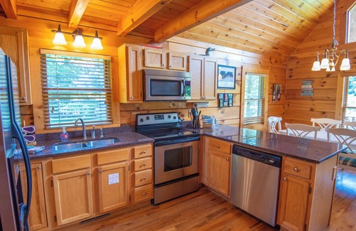 Piney Creek Cabin | Riverfront Adventures Await | Bring the Whole Family (& Dogs!) | Serendipity on the New River