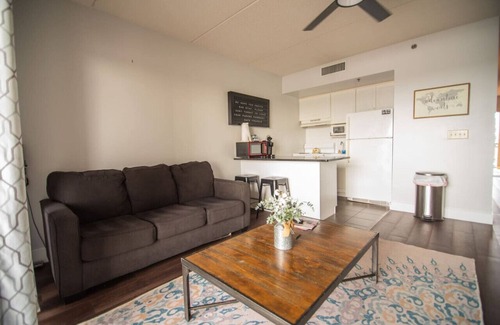 Downtown Wilmington Condo | Riverfront Paradise! 5