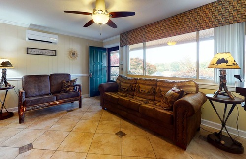 Lake Lure Condo | Rumbling Bald Condo | Fabulous Lake View | Fireplace, Screened Patio & Docks
