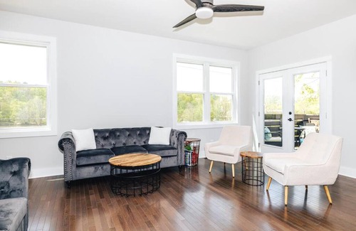 Woodfin House | Sage House
