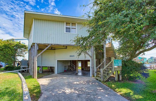 Brigands' Bay House | Salty T - Stunning 3 Bedroom Canalfront Home in Frisco