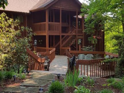 Lake Toxaway Apartment | SCENIC OVERLOOK- Toxaway Falls