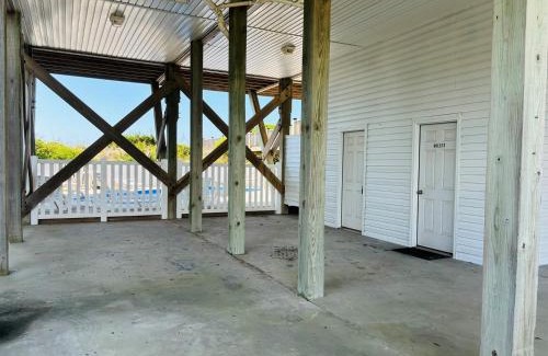 Holden Beach House | Sea Biscuit