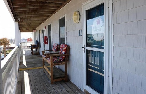 Surf City Apartment | Sea Coast Suites 11