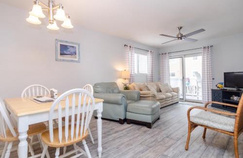 Wilmington Beach House | Sea La Vie by Bryant Real Estate