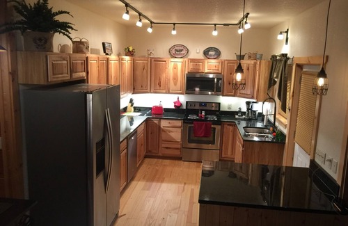 Maggie Valley Cabin | Secluded mountain cabin 5 acres , all rooms with view, hear soothing waterfall