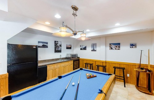 Whalehead Beach House | Seven Suns 428