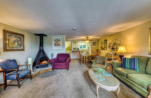Sugar Mountain Apartment | Snowlake B-12
