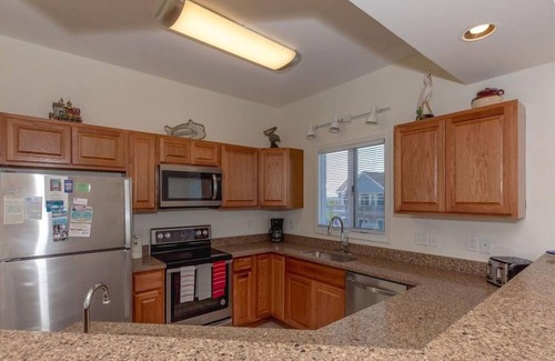 Topsail Beach House | Son Seekers - OCEANFRONT! 4 bedroom, 3 bath home with covered porches in