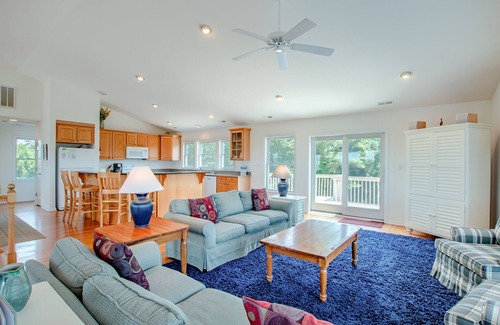 Duck House | Spacious 6 br home with pretty water view and an elevator for easy access