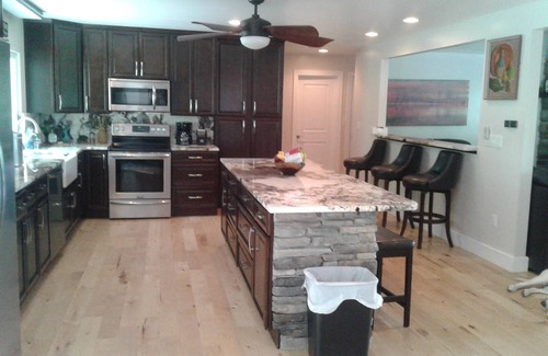Banner Elk House | SPACIOUS LUXURY LODGE, 5 MIN TO SLOPES 2 FIREPLACES, POOLTABLE sleeps 16