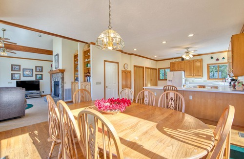 Waynesville House | Spacious retreat with golf course views, WiFi, lake access nearby & deck