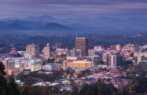 Asheville House | Stay Comfortably: 2 Spacious Rooms Kitchen Perfect for Family Extended Stays
