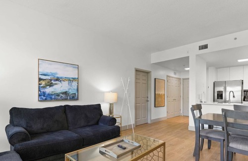 Charlotte Center City Condo | StaysByWalker Uptown 3BR w/King Beds! Gym/Parking