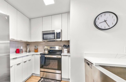 Charlotte Center City Condo | StaysByWalker Uptown 3BR w/King Beds! 1340SqFt