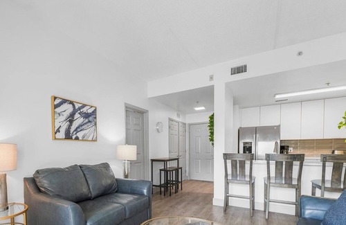 Charlotte Center City Condo | StaysByWalker Uptown 3BR w/King Beds! 1340SqFt