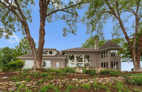 Mayhew House | Stone Point Overlook