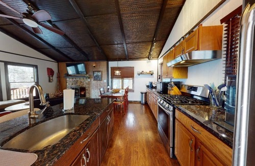 Sugar Mountain House | Stunning Bungalow in the High Country