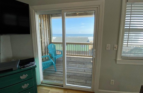 North Topsail Beach House | Summer Salt by Sea Scape Properties