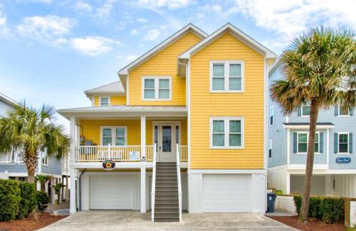 Wilmington Beach House | Sunflower House by Carolina Beach Realty