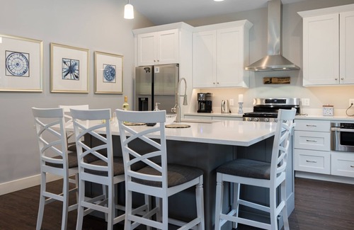 Fairview House | Sunny Ridge- Minutes to Downtown Asheville