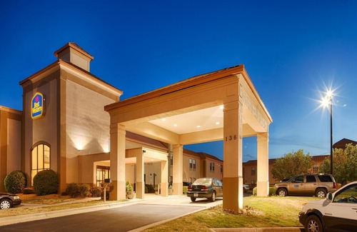 Roanoke Rapids Hotel | SureStay Plus Hotel by Best Western Roanoke Rapids I-95