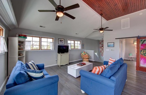 Avon House | Surf Shack