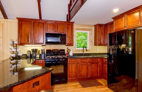 Pisgah Forest House | Sweet Refrain | 3 Bed, 3 Bath