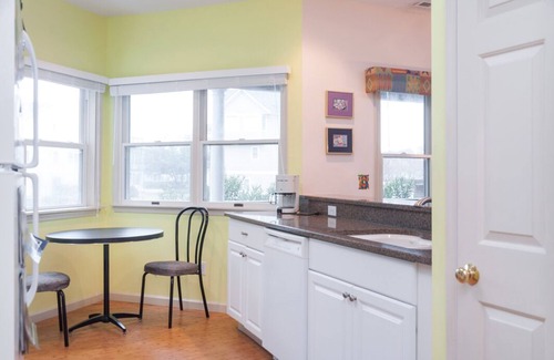 Corolla Light Condo | The Bates Motel: Pet friendly, Oceanside Condo