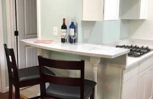 West End Cottage | The Cottage @ Fairway Farm, working Blueberry Farm
