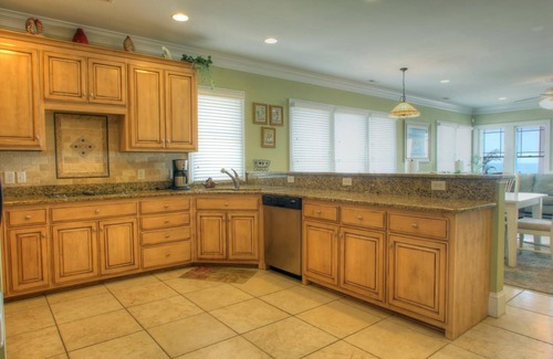 Carolina Beach House | 🌴The Hideaway B: Oceanfront Duplex, Shared Pool, Beach Access🌴