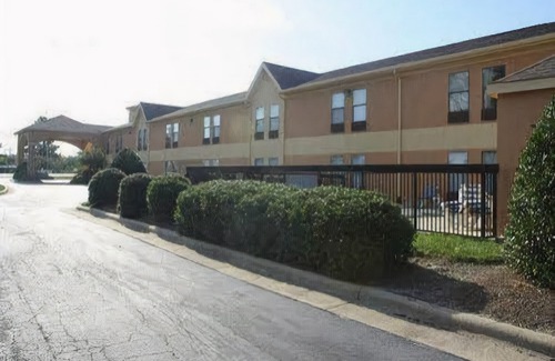 Creedmoor Hotel | The Inn at Creedmoor