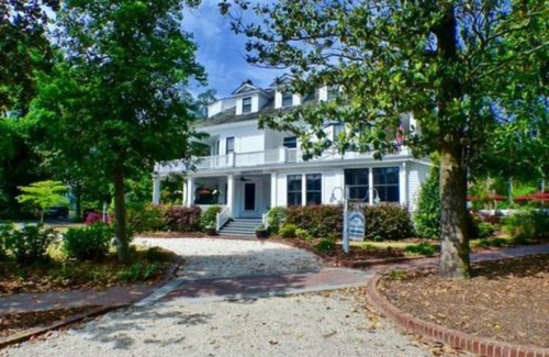 Old Town Hotel | The Magnolia Inn