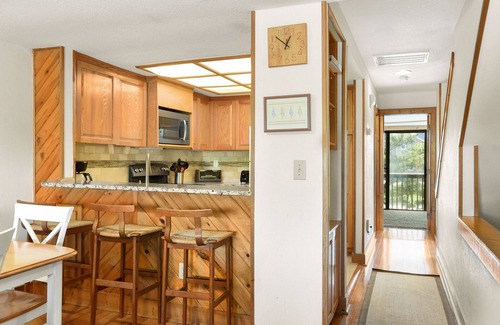 Nags Head House | The Quay E3: Oceanfront Townhome, Pool, Tennis