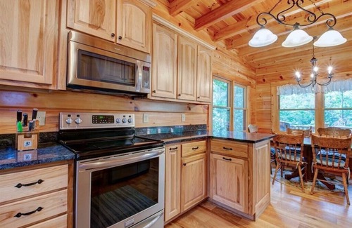 Lake Lure Cabin | The Winding River House - Lake and River Access!