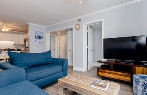 North Carolina Coast Condo | Top Floor condo in Ocean Harbor with Views