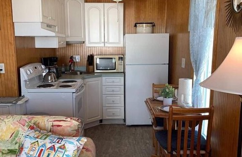 Sneads Ferry Condo | Topsail Reef 202 - Ocean Bliss w/Beach Access!