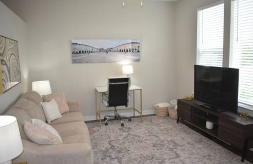 First Ward Condo | Uptown Charlotte. Walk to everything! Panthers Stadium, Spectrum Center, etc.