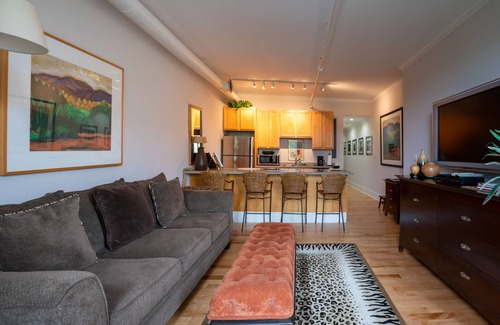 Downtown Asheville Apartment | Very Special Downtown Asheville Loft