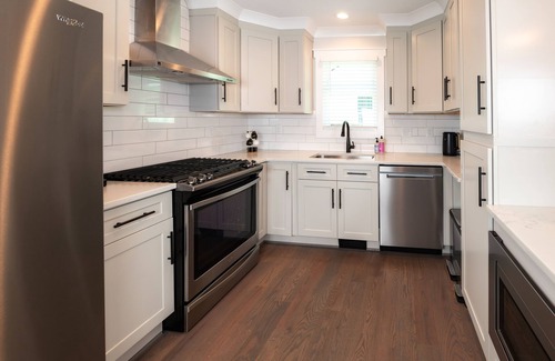 Villa Heights House | Villa Heights Bungalow minutes from NoDa and Uptown