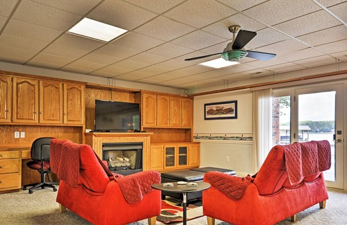 Mayhew Apartment | Waterfront Lake Norman Duplex w/ Pool & Boat Dock!