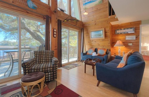 Tranquil Harbour House | Waterfront-Private Setting w/Large Trees-Beautiful3BR/2.5BA-Water Views-Sleeps6