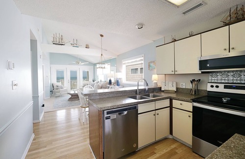 Holden Beach Condo | "Waters Edge 433-B" - Oceanfront Condo w/Community Pool, 2 Bedrooms/2 Bathrooms