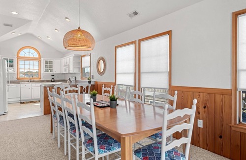 Kill Devil Hills House | Weekend at Pinchy's: Oceanside, Short Walk to Beach, Private Pool & Spa
