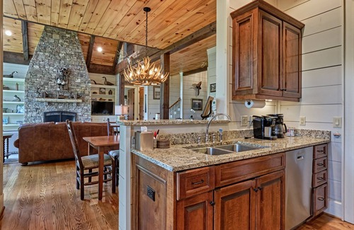 Mirror Lake House | Well Appointed Highlands Home With A Pond View - Hemlock Hideaway