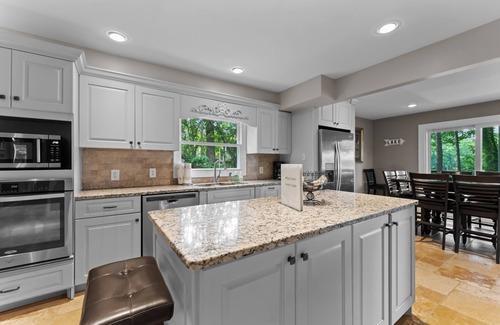 Lake Norman of Catawba House | What a View! Perfect Family Meeting Place. BIG Views! Private.