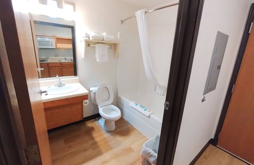 Asheville Hotel | WoodSpring Suites Asheville - Biltmore West