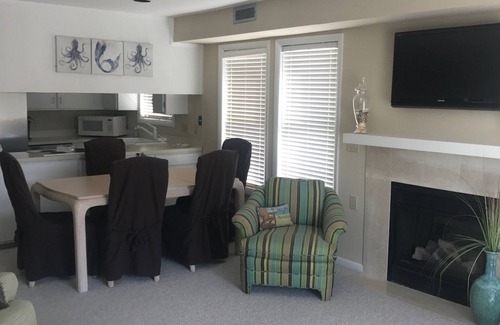 North Carolina Coast House | Wrightsville Beach Townhome - amazing location with 3 bedrooms!