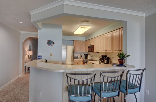 Shell Island Condo | Wrightsville Dunes F-3B - Oceanfront condo with community pool, tennis, beach